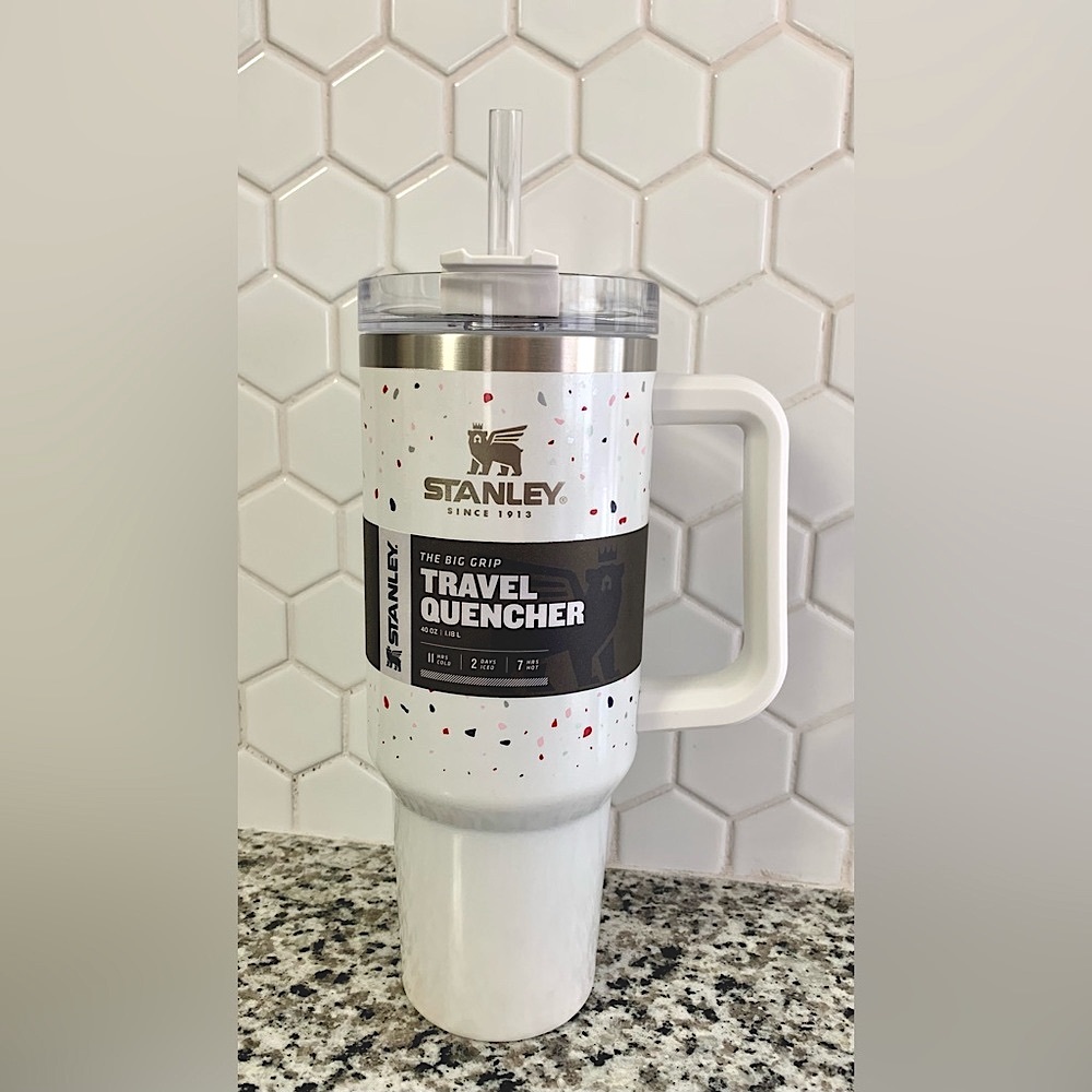 Stanley TERRAZZO PEARLESCENT Limited-Edition 40oz Adventure Quencher NWT